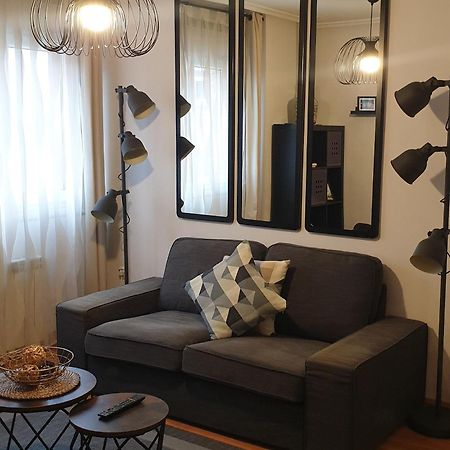 Apartamento "Los Prados" Wifi Y Parking Oviedo Exterior foto