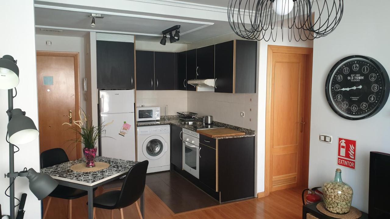 Apartamento "Los Prados" Wifi Y Parking Oviedo Exterior foto