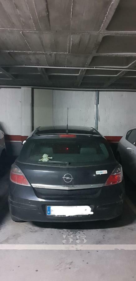 Apartamento "Los Prados" Wifi Y Parking Oviedo Exterior foto